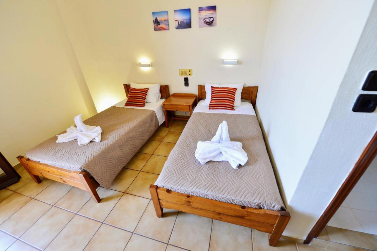 Vergas Hotel Malia Esterno foto
