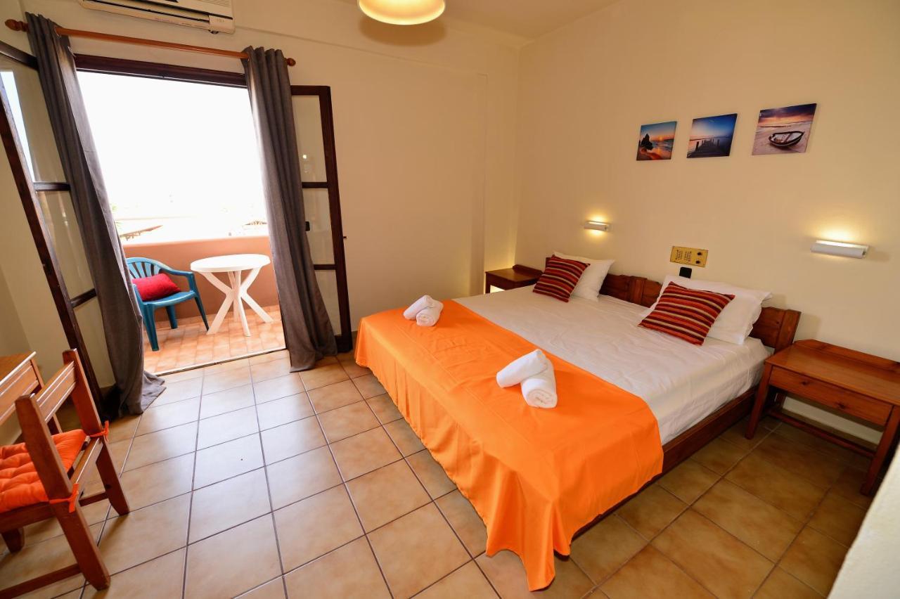 Vergas Hotel Malia Esterno foto