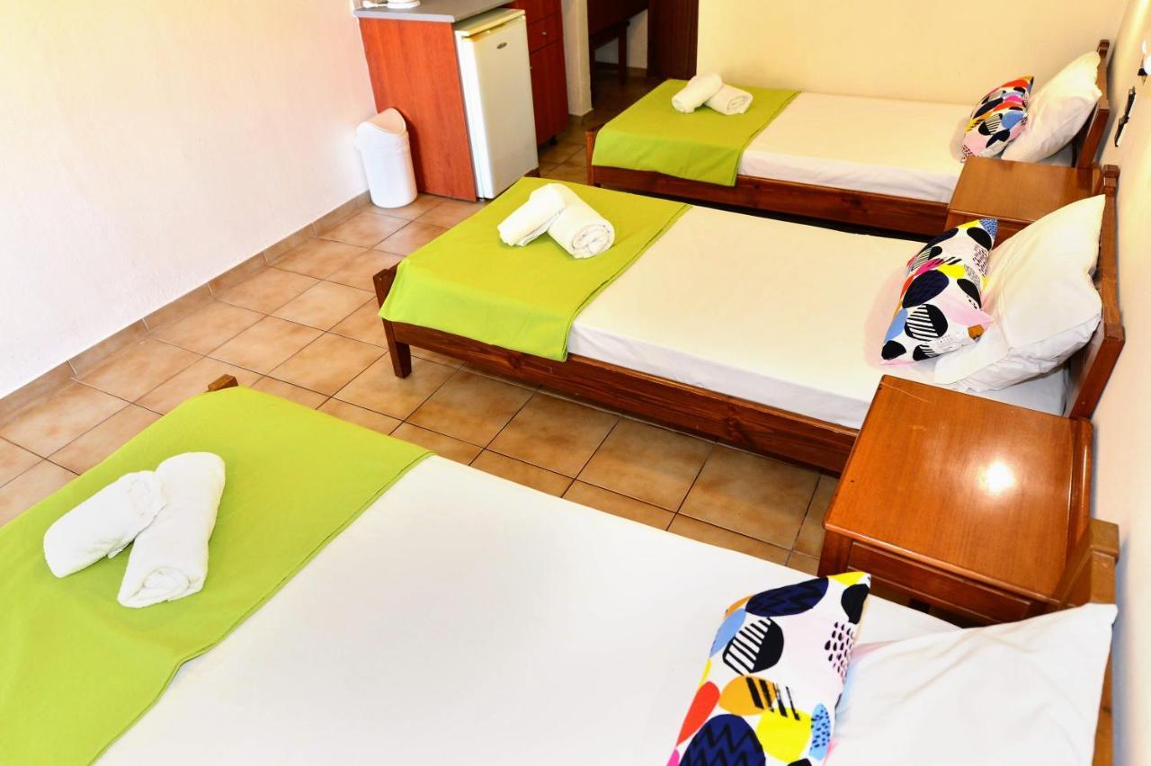 Vergas Hotel Malia Esterno foto
