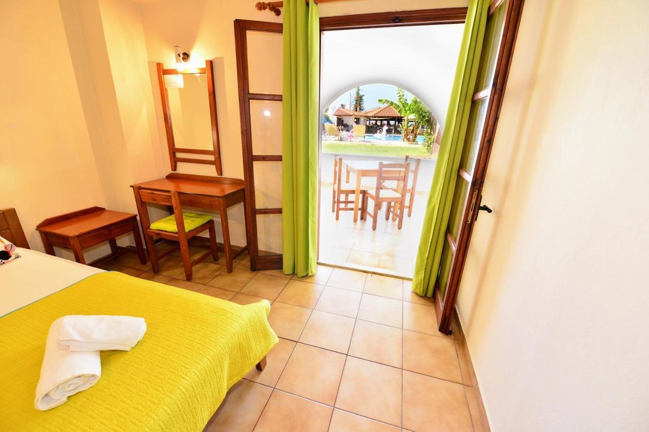 Vergas Hotel Malia Esterno foto