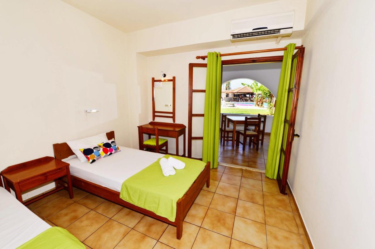 Vergas Hotel Malia Esterno foto